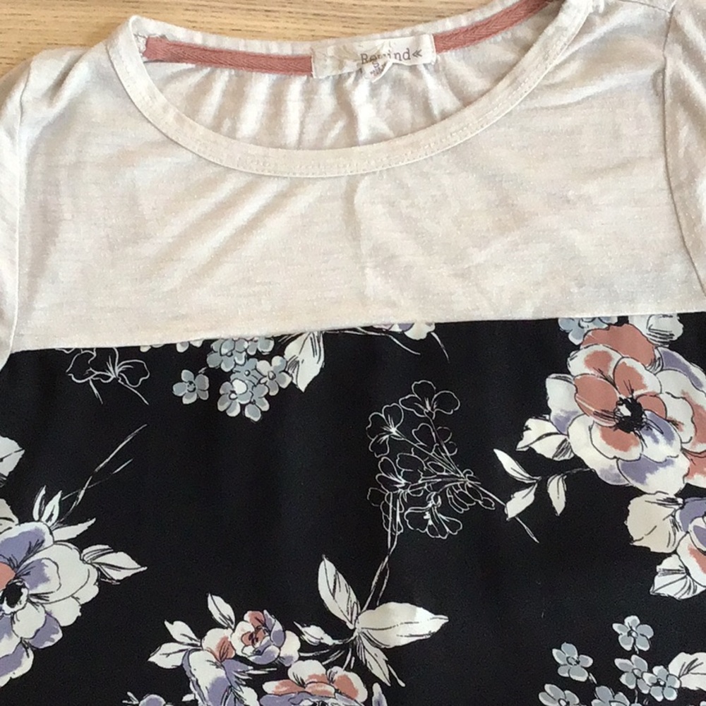 Juniors floral top - Picture 6 of 7